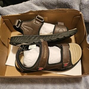 Gulf Brown THEREABOUTS Sandals Boys 5 NWT